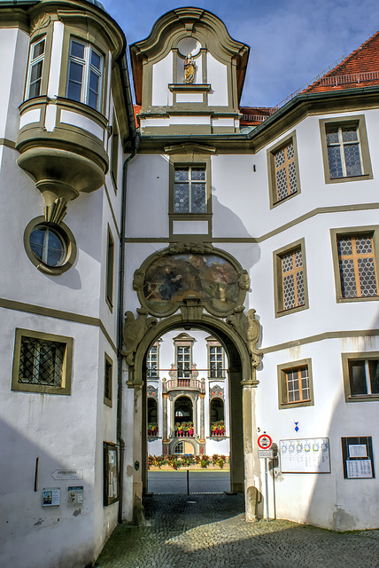 Eingang zum Klosterhof. ©UdoSm