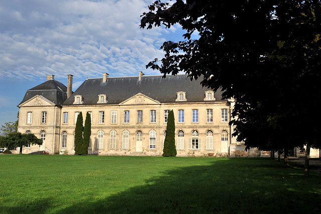 Bâtiments XVIIIe s. de l'abbaye d'Ourscamp - Oise