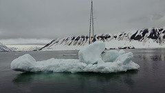 Svalbard, Hornsund-fjord, Disembarkation to the Drifting Floe
