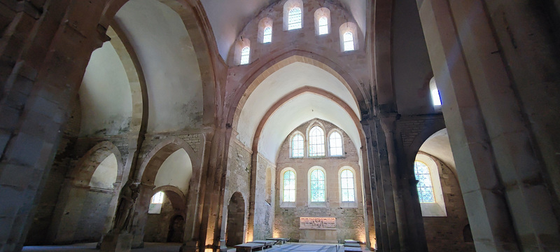 l'église de l'abbaye de Fontenay