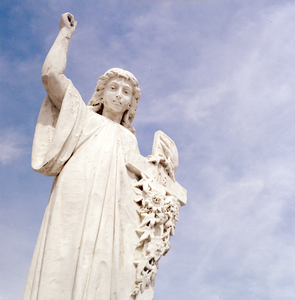 Riverside Cemetery