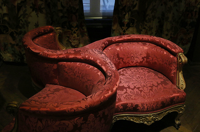 fauteuil indiscret 3 places , de style Louis XV