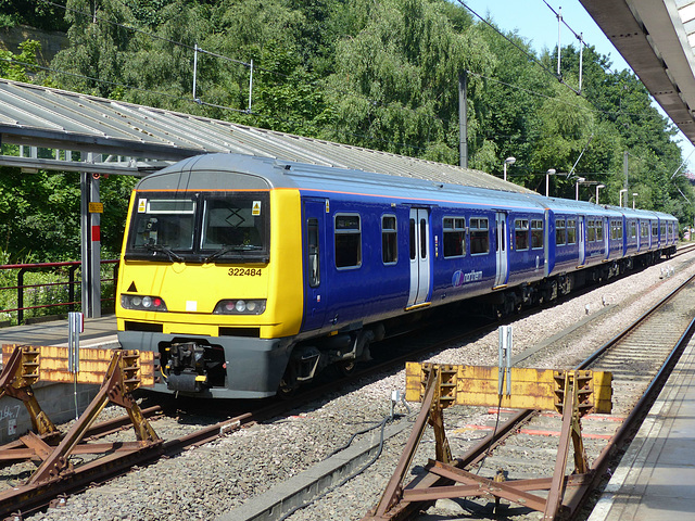 322484 at Bradford Forster Square (2) - 15 July 2015