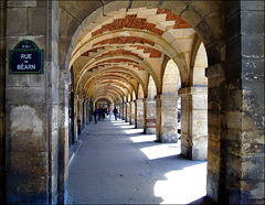 ... Place des Vosges ...