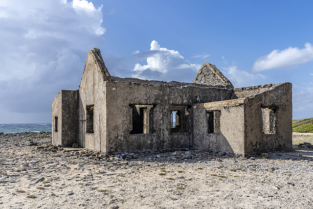 lighthouse keeper's home