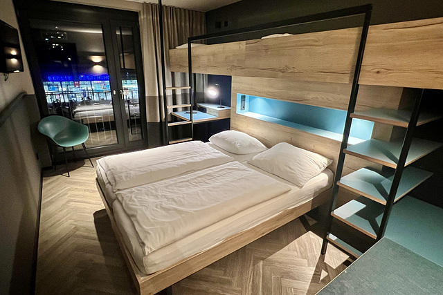 Berlin 2023 – Hotel room