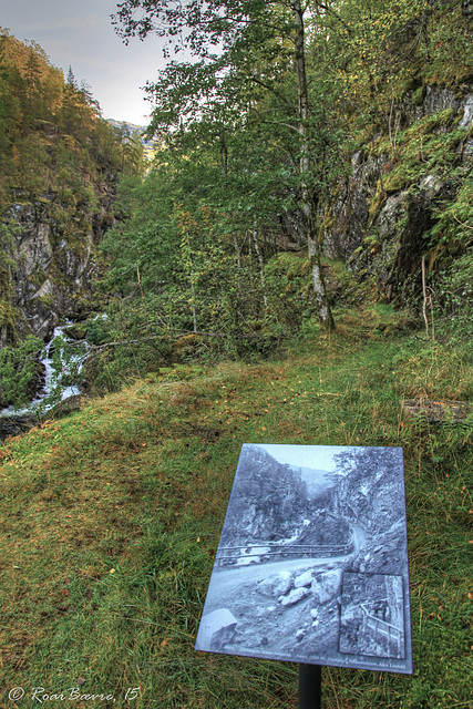 The old mailroad, now and then.