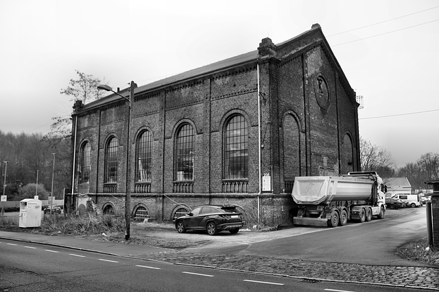 Erhaltenes Maschinenhaus der ehem. Zeche Neu-Iserlohn 2/4 (Bochum-Langendreer) / 11.02.2023