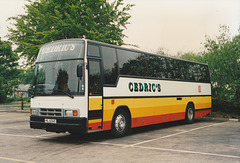 Cedric Garages 15 (HIL 6245) (E906 UNW) in Bury St. Edmunds – 14 May 1994 (222-28)