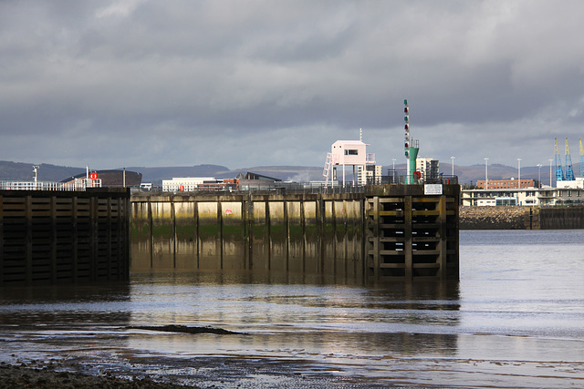 Barrage entrance