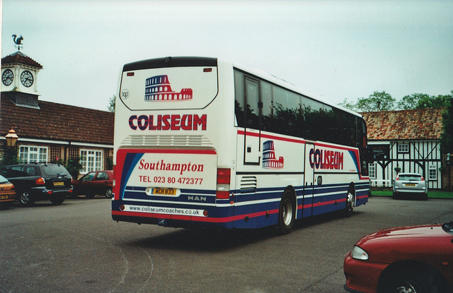 Coliseum Coaches WCR 833 at the Smoke House Inn, Beck Row – 27 May 2006 (558-16A)