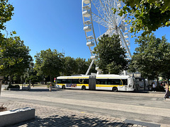 Transdev hybrid artic in La Rochelle - Aug 2024 (Photo courtesy of Jane Slater)