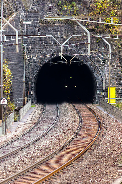 121025 Wattingen tunnel