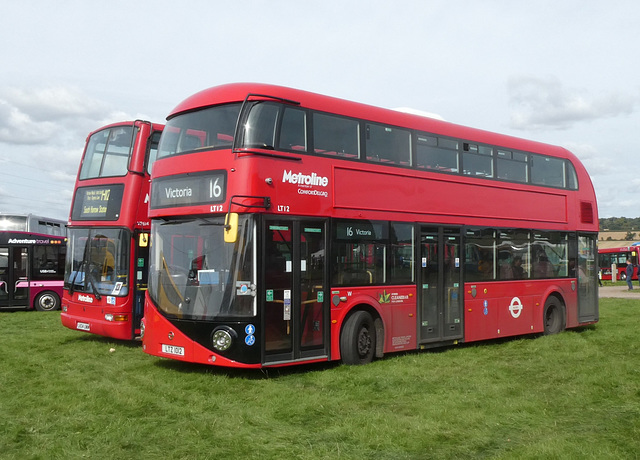 Metroline buses at Showbus 50 - 25 Sep 2022 (P1130456)