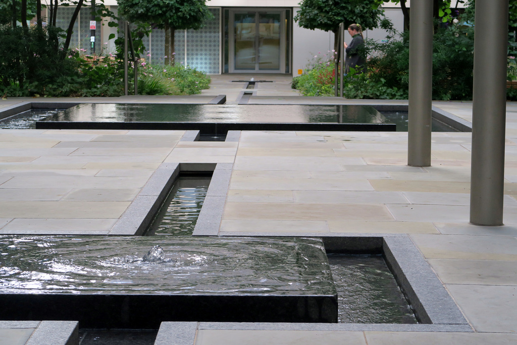 IMG 3828-001-Jellicoe Gardens 3