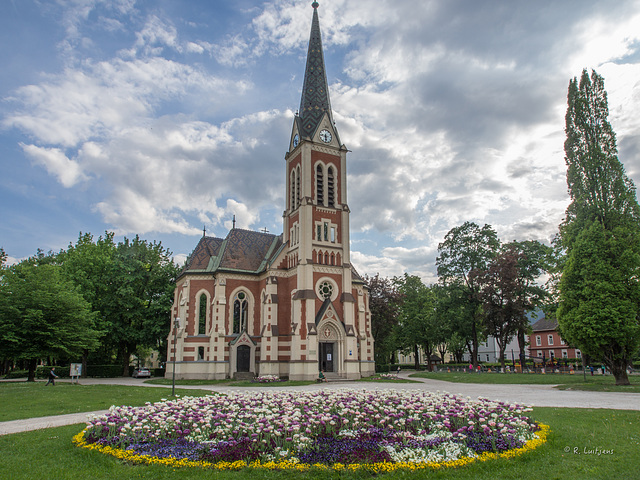 Villach: Evangelische Kirche im Stadtpark