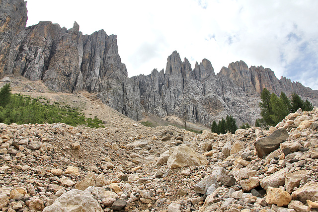 Im Labyrinthensteig am Latemar  (4 PIC in PIC)