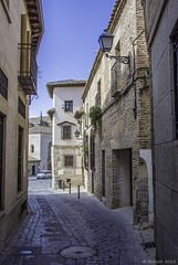 in den Altstadt-Gassen von Toledo (© Buelipix)