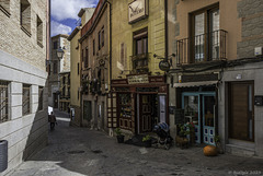 in den Altstadt-Gassen von Toledo (© Buelipix)