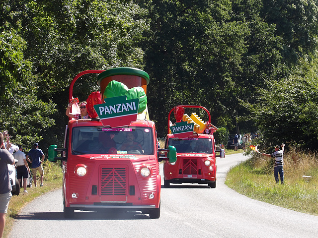 La caravane du tour de France , lors de l’étape Saint Malo -Mûr de Bretagne (22)