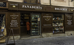 in den Altstadt-Gassen von Toledo (© Buelipix)