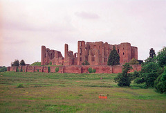 Kenilworth Castle (Scan from 1999)