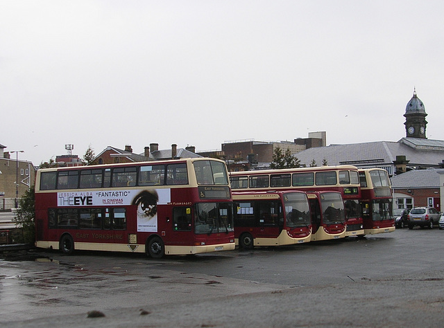 DSCN1418 At the East Yorkshire/Scarborough & District yard in Scarborough - 12 Apr 2008