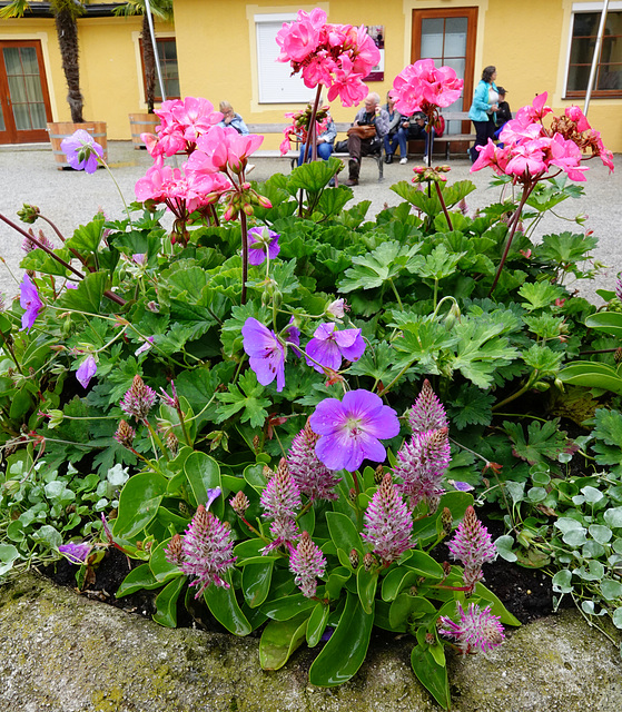 Floral urn