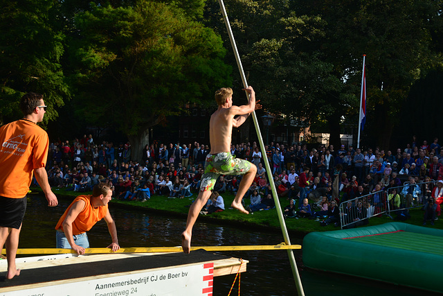 Leidens Ontzet 2015 – Fierljeppen