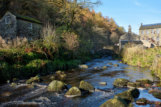 Hardcastle Crags river walk