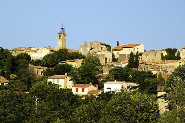 Village de Faucon.