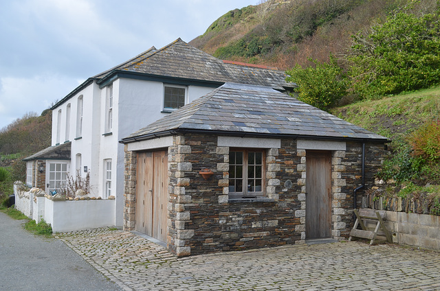 Boscastle, Valency Row