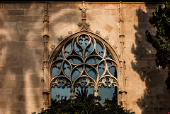 Gotisches Fenster an der ehemaligen Seehandelsbörse "La Llotja"...