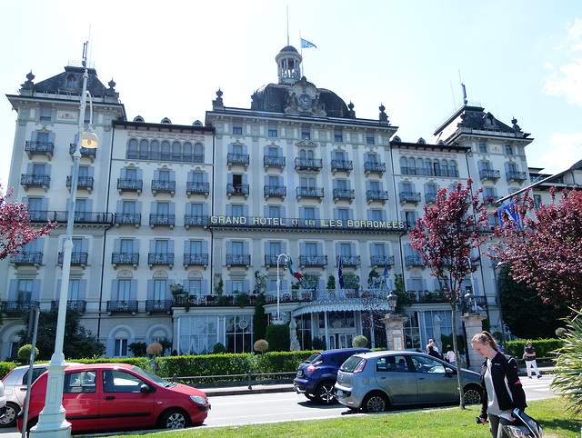 Eins der vielen Hotels am Lago Maggiore