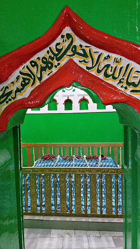 Tomb in a dargah