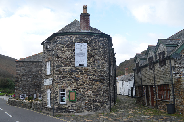 Boscastle, Valency Row Entrance