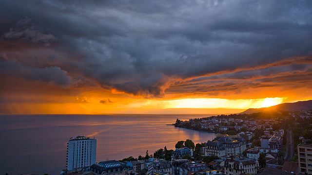 100723 Montreux coucher soleil B