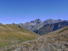 Auf dem Pass  Pass Diesrut in Lumnezia Kt Graubünden