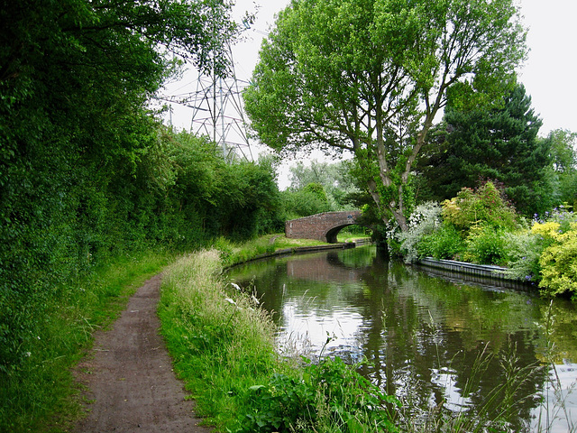 Flatheridge Bridge on the Staffs and Worcs Canal