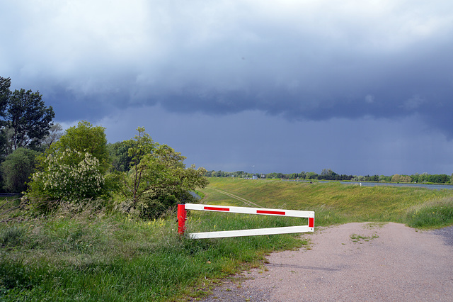 Kommt das Gewitter, oder kommt es nicht