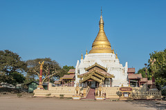 bei den historischen Tempelanlagen von Bagan - P.i.P. (© Buelipix)