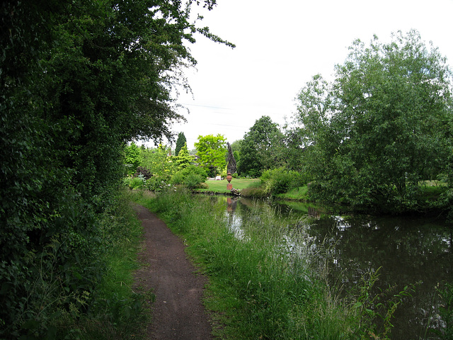 The Staffs and Worcs Canal near Ashwood Nursery