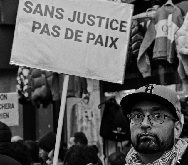 photo 100-marche justice et vérité pour Yanis 05.11.2022