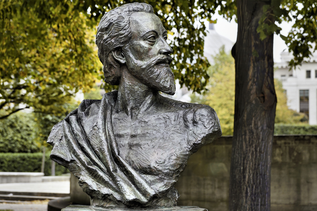 For Him the Bell Tolled – Bust of John Donne, St Paul’s Cathedral, Ludgate Hill, London, England