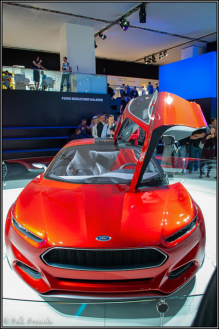 IAA Ford Flügeltüren