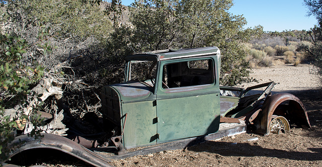 Joshua Tree NP Wall Street Mill -- minor chassis problems  (1498)