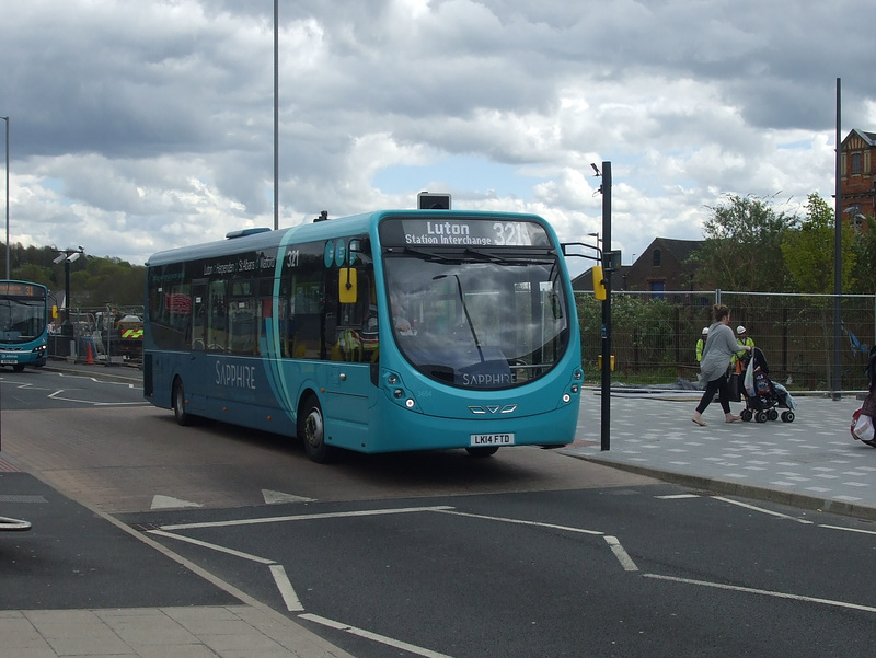 DSCF9085 Arriva the Shires LK14 FTD - 30 April 2015