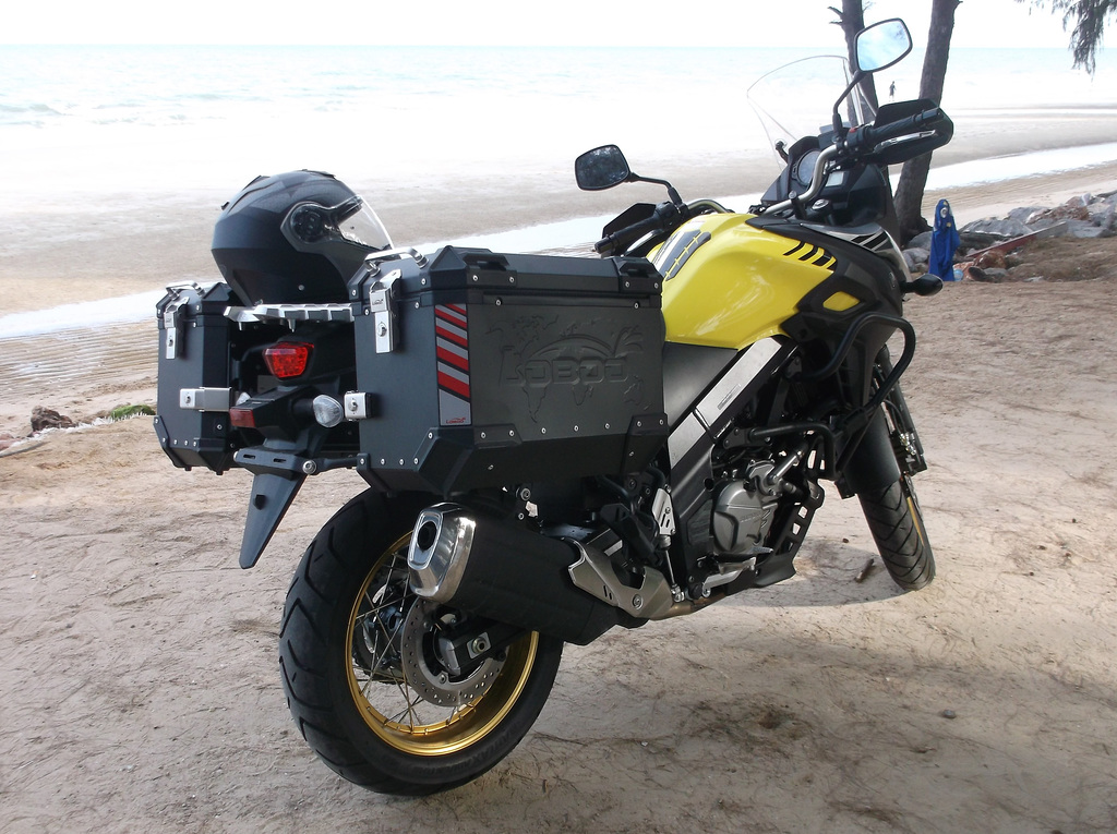 Suzuki 650 en Thaïlande / prise 2