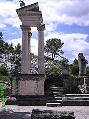 20150521 0109PSw [F] Glanum, Saint-Remy-de-Provence