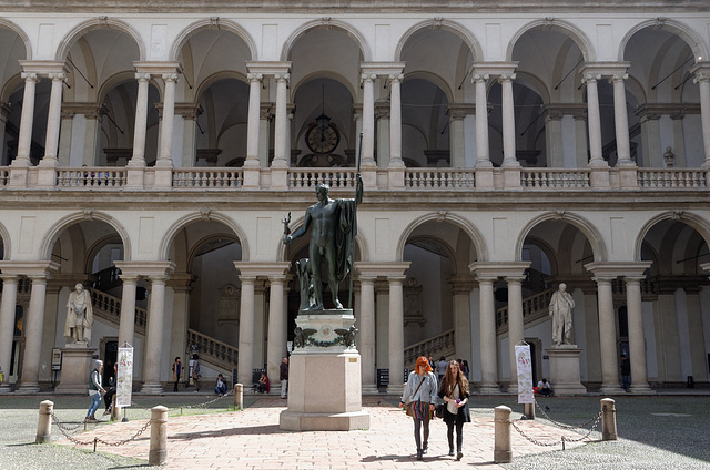 Palais de Brera -  "Napoléon pacificateur" (Antonio Canova - 1809)